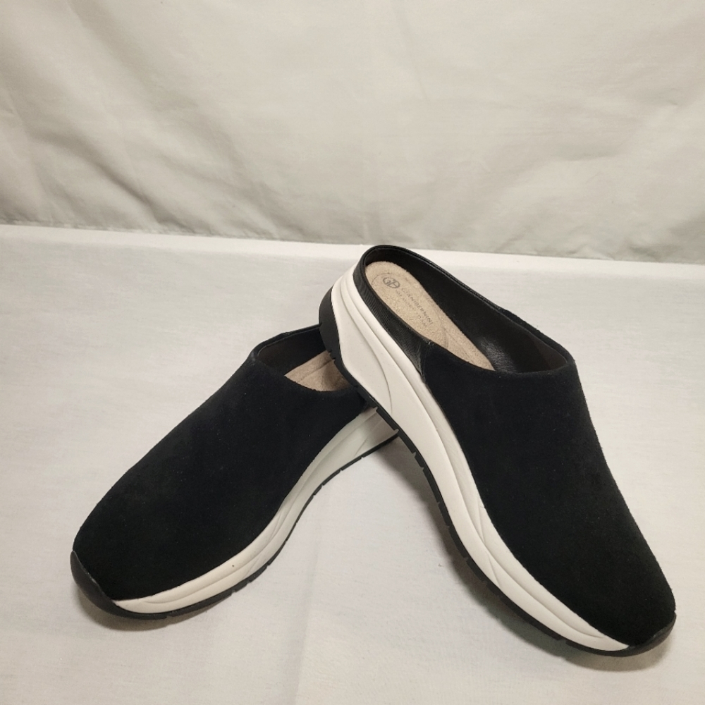 Giants Bernini Black Slip On Sneaker Size 5 Black Suede
